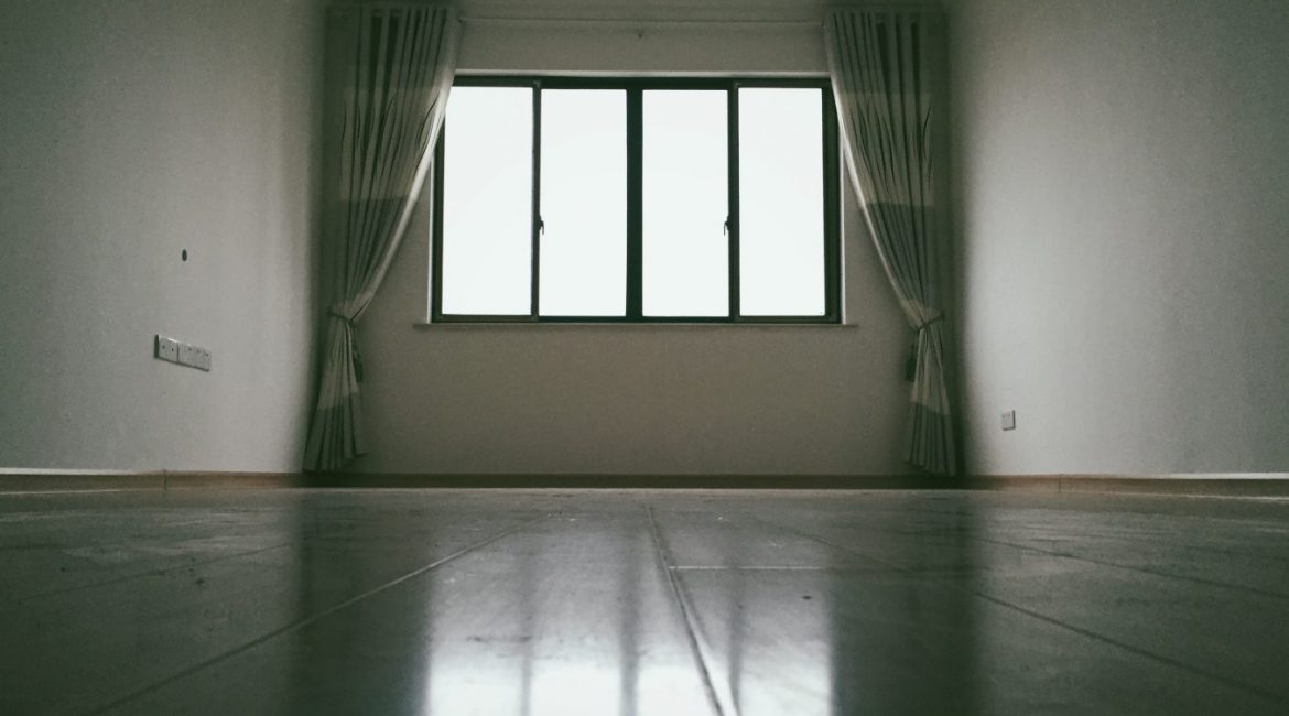 pusty pokój